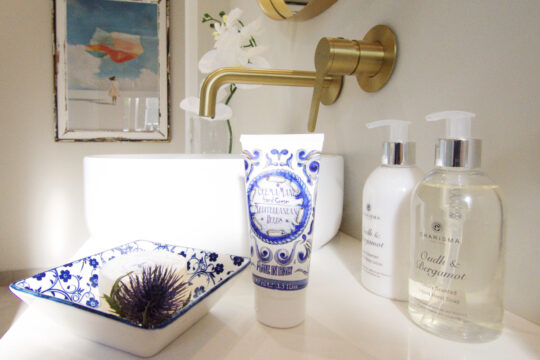 Bathroom accessories